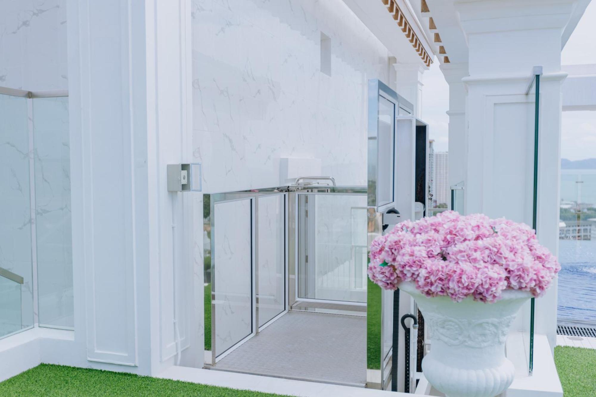 The Empire Tower K Apartment Jomtien Beach Exterior photo