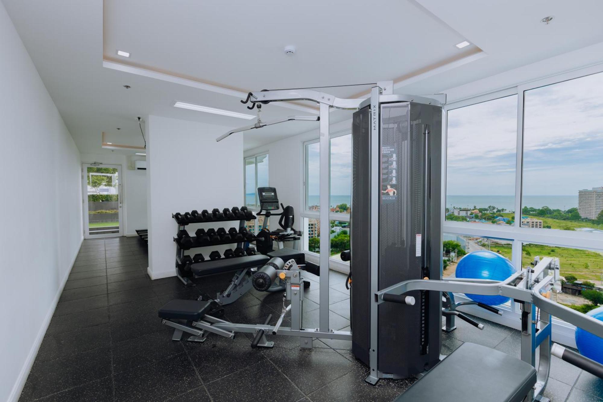 The Empire Tower K Apartment Jomtien Beach Exterior photo