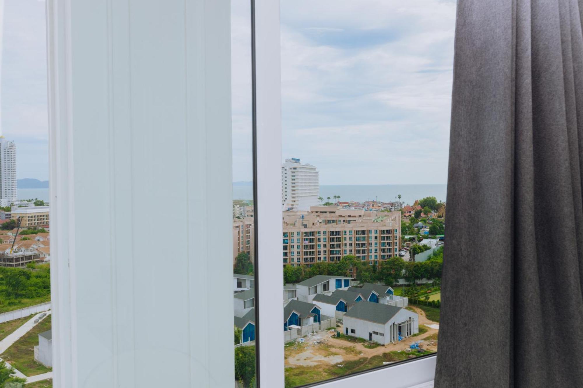 The Empire Tower K Apartment Jomtien Beach Exterior photo
