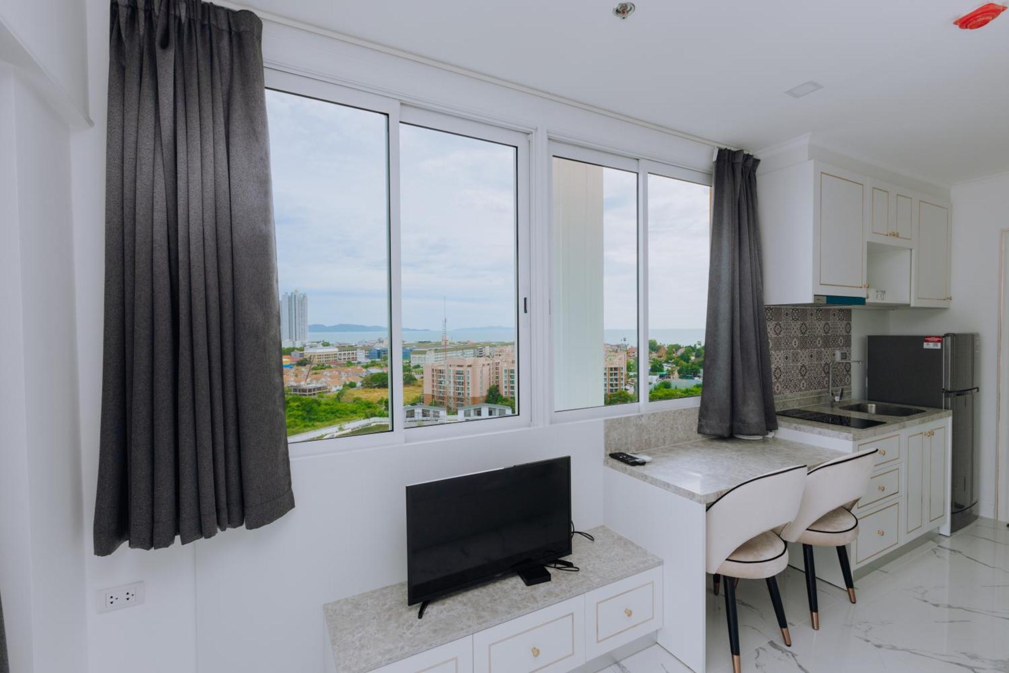 The Empire Tower K Apartment Jomtien Beach Exterior photo