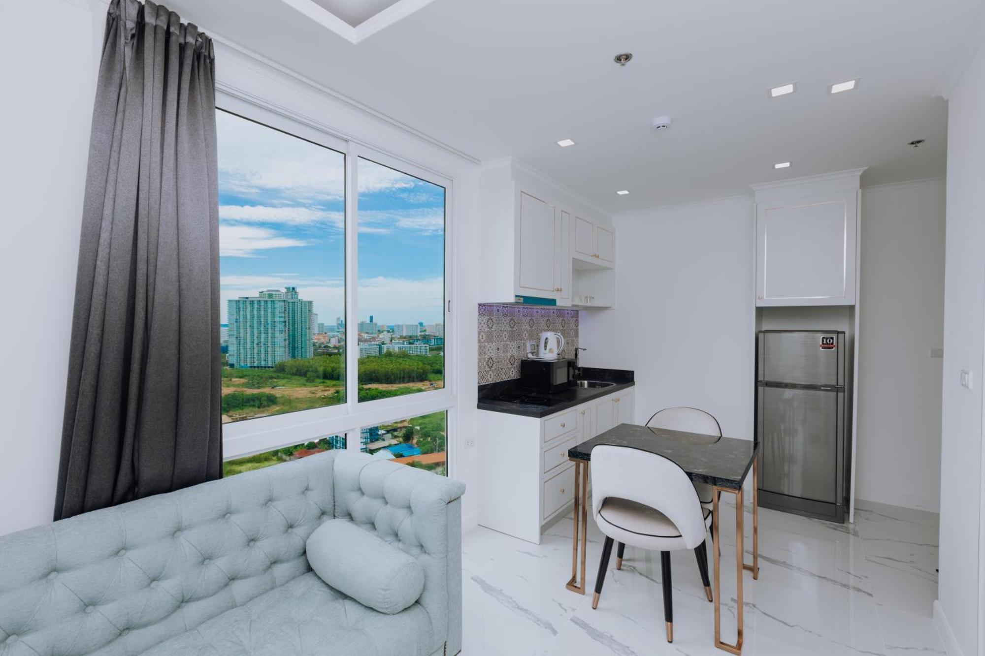 The Empire Tower K Apartment Jomtien Beach Exterior photo