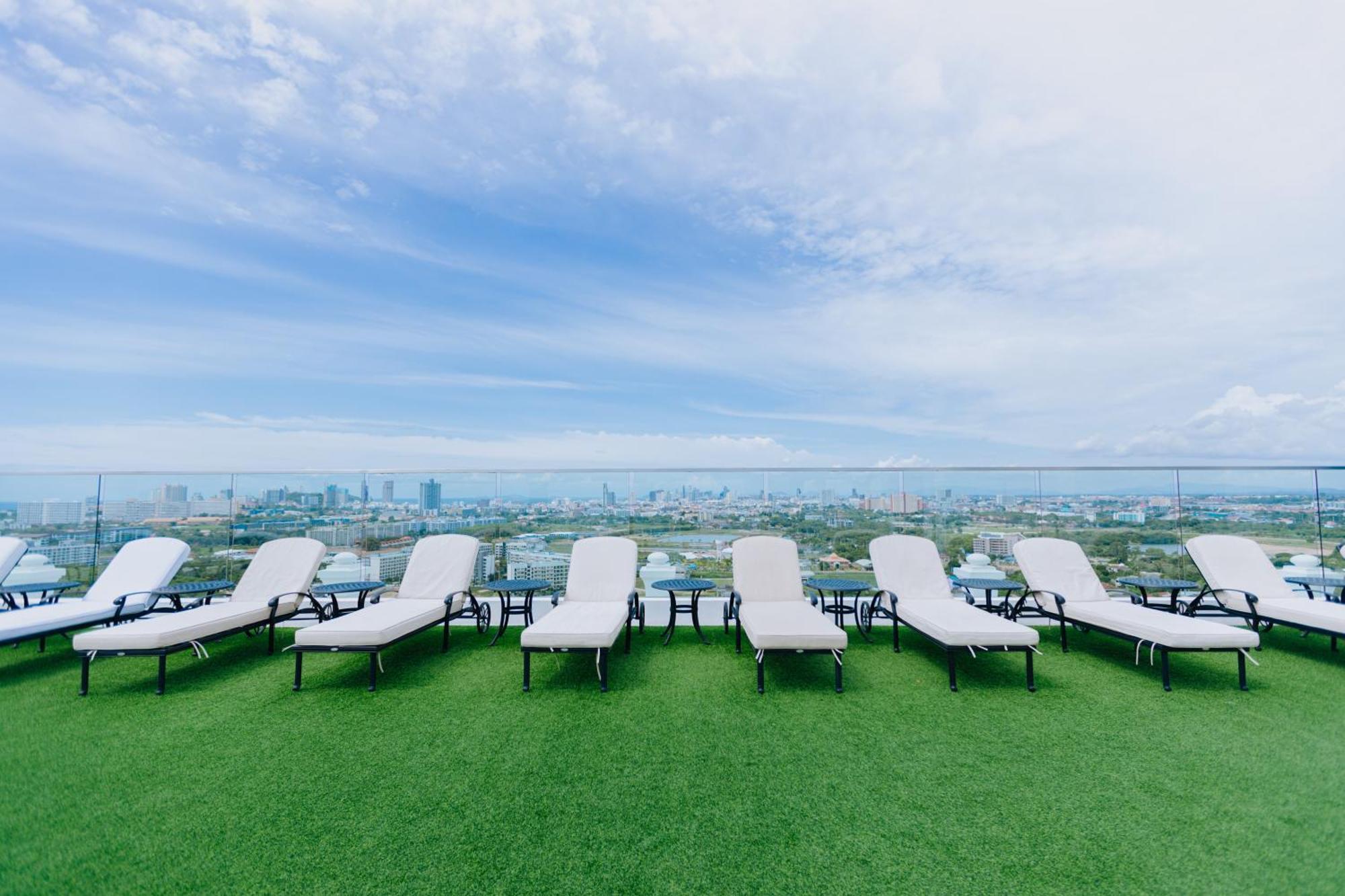 The Empire Tower K Apartment Jomtien Beach Exterior photo
